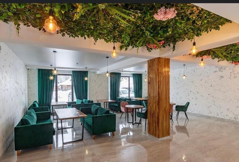 Imperial Hotel Bukovel Ngoại thất bức ảnh