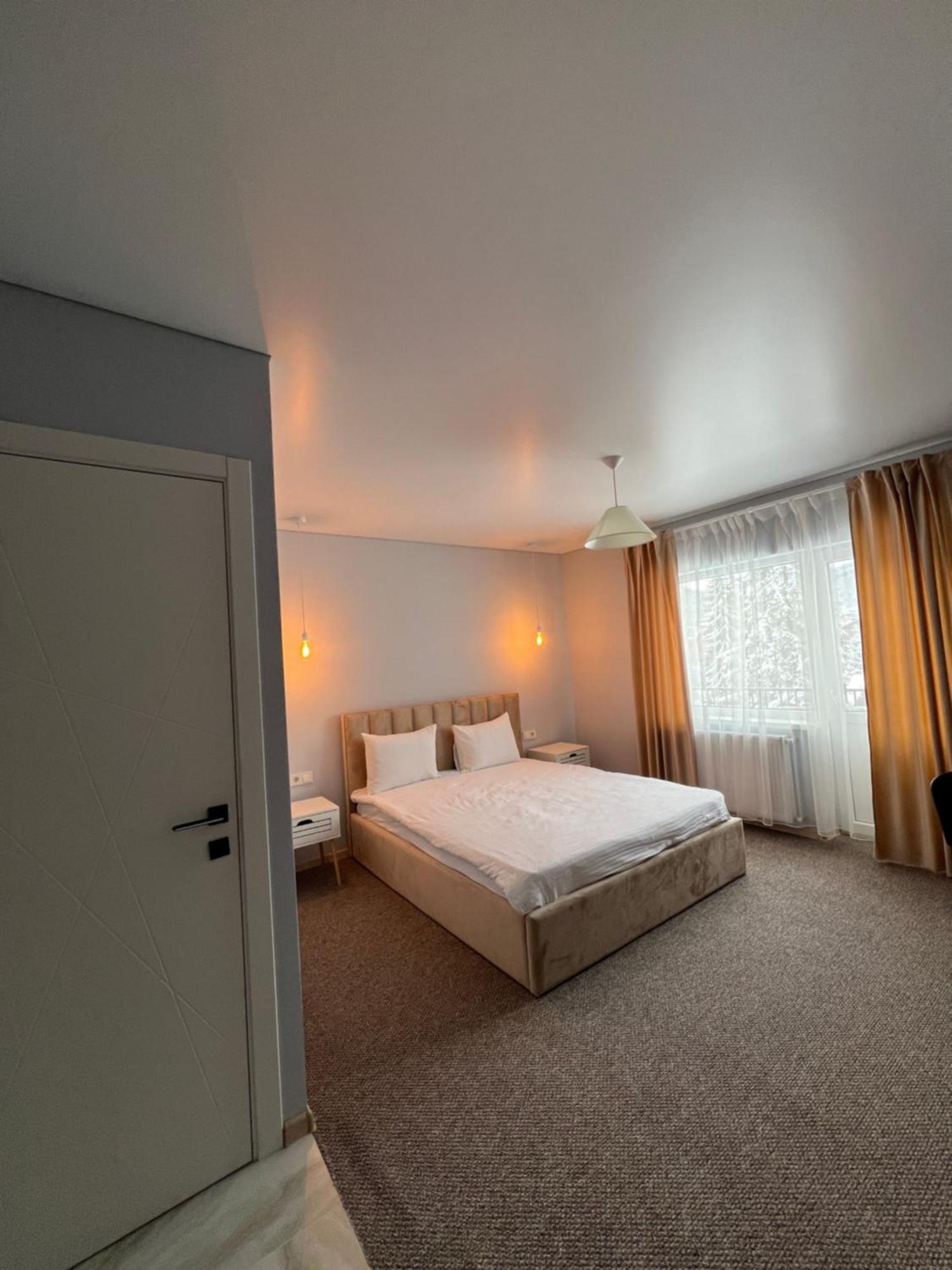 Imperial Hotel Bukovel Ngoại thất bức ảnh
